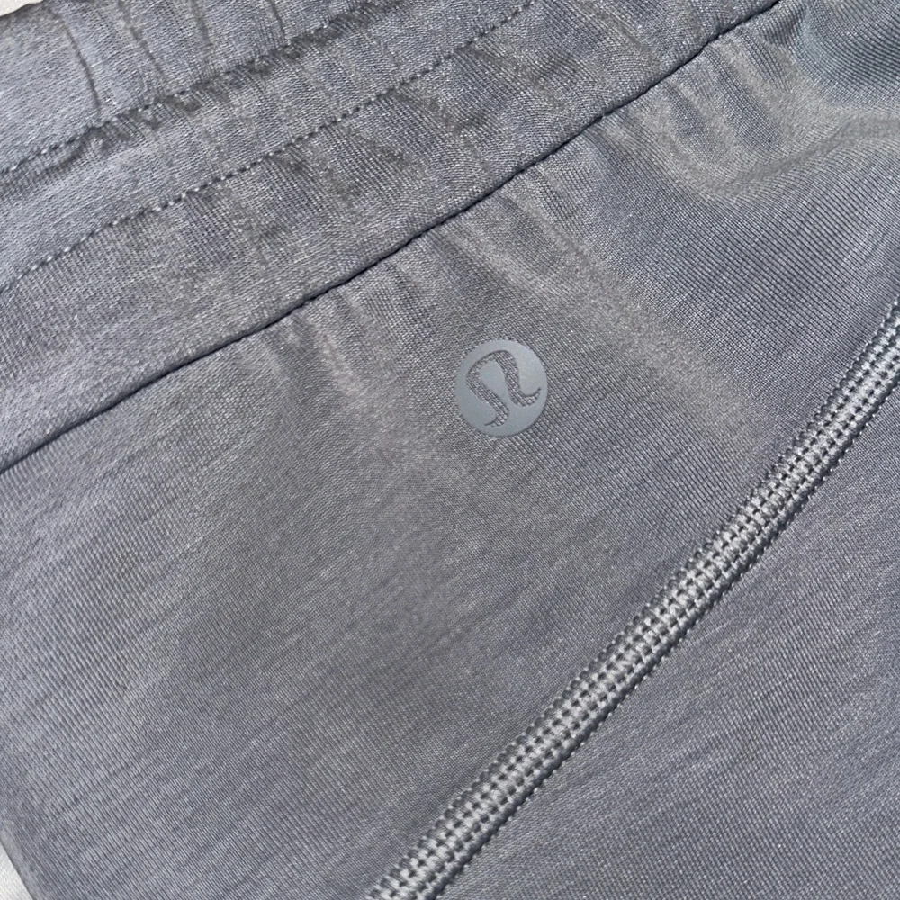 Women's Lululemon Softstreme High-Rise Pants Rhino Gray - Picture 11 of 12